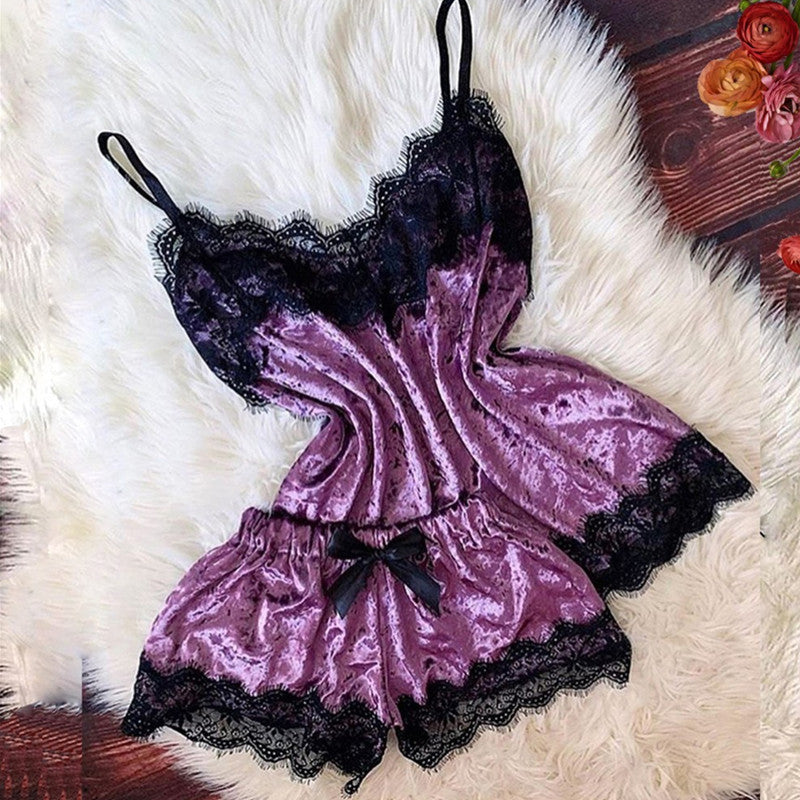 Suit gold velvet suspender shorts lace pajamas
