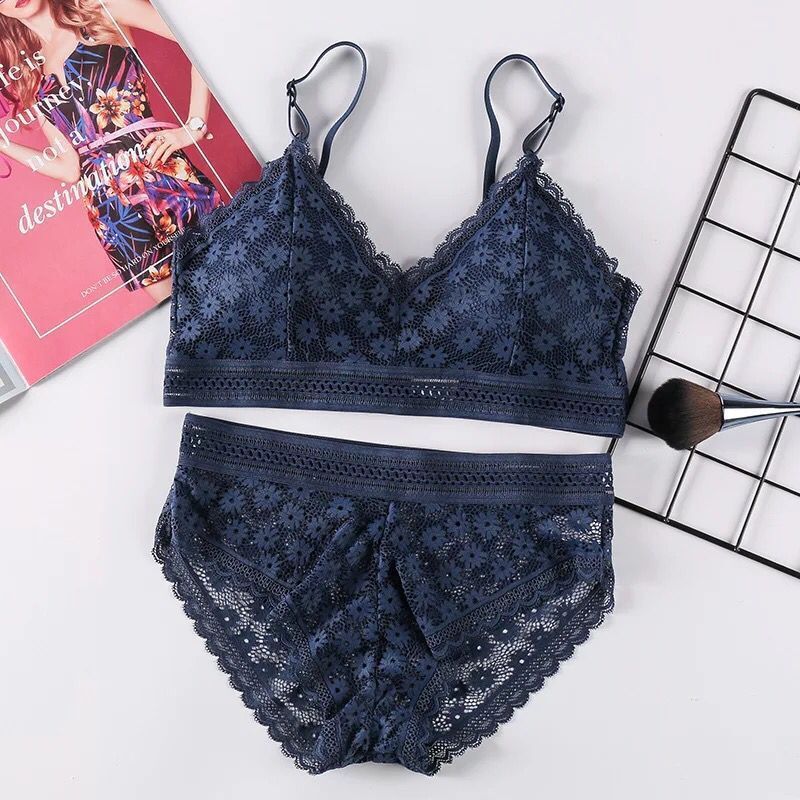 Fashion cross straps gather bra lace underwear set