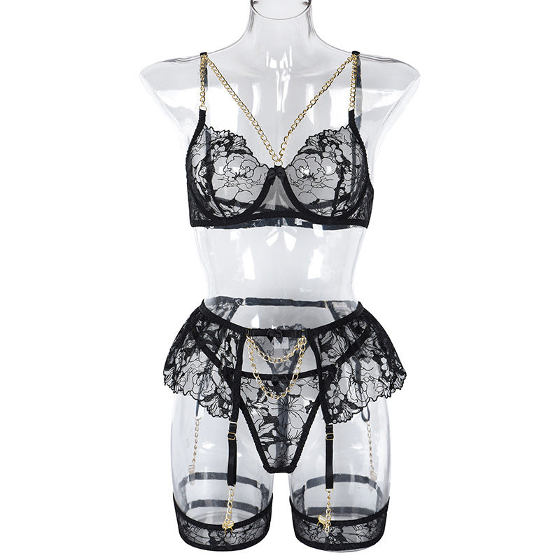 Intricate Craft Metal Chain Lace Embroidered Lace Underwear Set