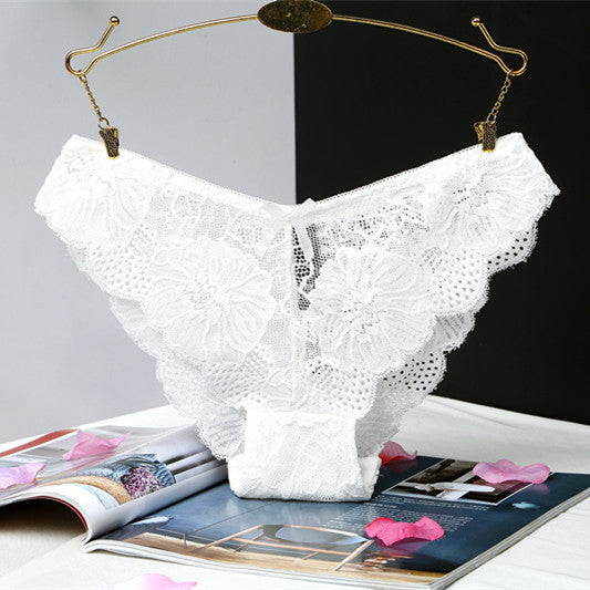 Stylish Sexy Hollowed Out Lace Shorts