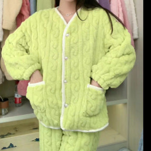 Spring And Autumn Coral Fleece Pajama Set