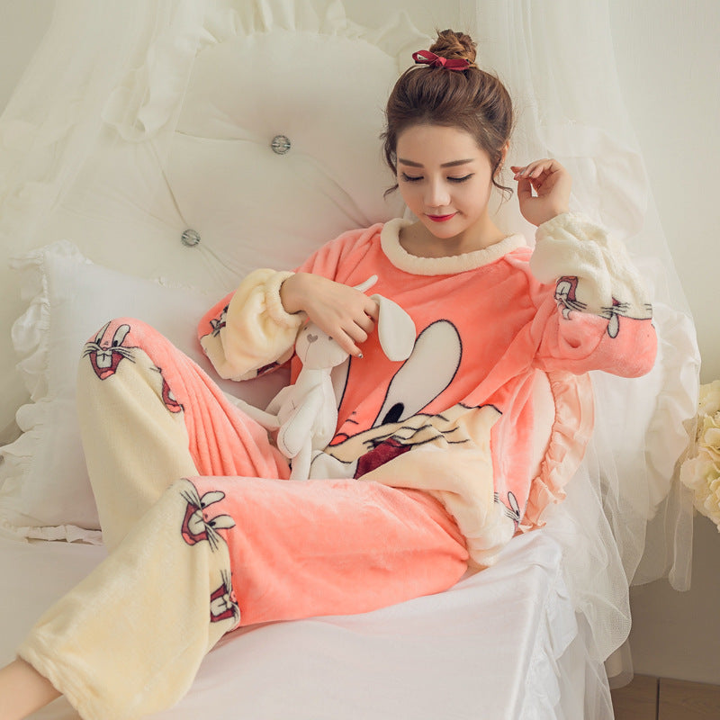 Pajama donne con velvet di corallo in inverno
