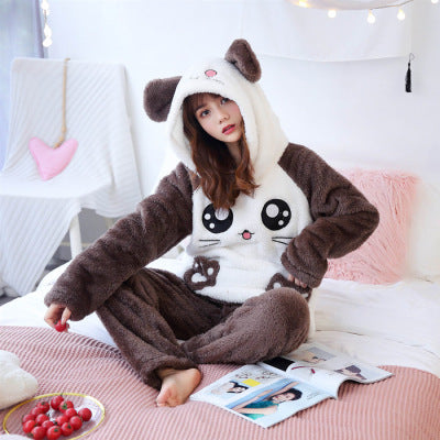 Pajama donne con velvet di corallo in inverno