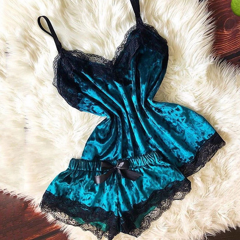 Suit gold velvet suspender shorts lace pajamas