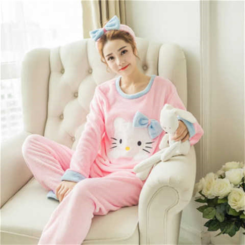 Pajama donne con velvet di corallo in inverno