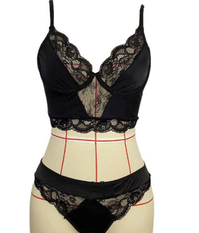 European And American New Fashion Black Lace See-through Bra Halter Underwear Suit