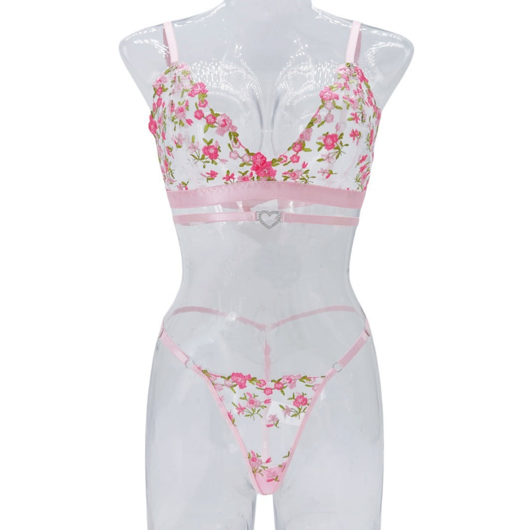 Fashion Rose Embroidered Heart-shaped Buckle Underwear Suit