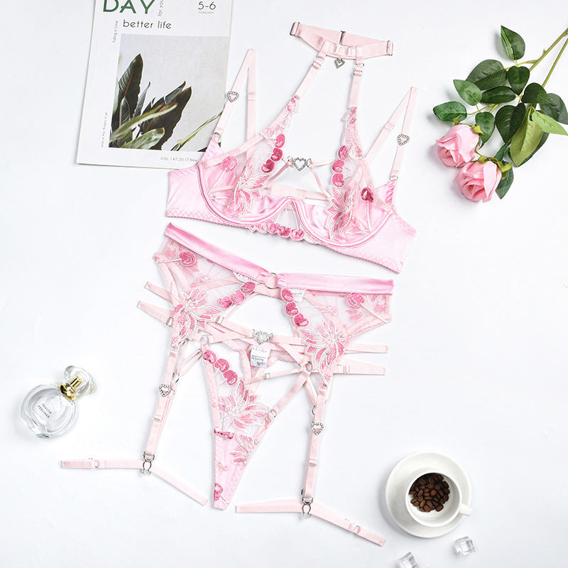 New Complex Craft Love Drill Buckle Halter Underwear Set