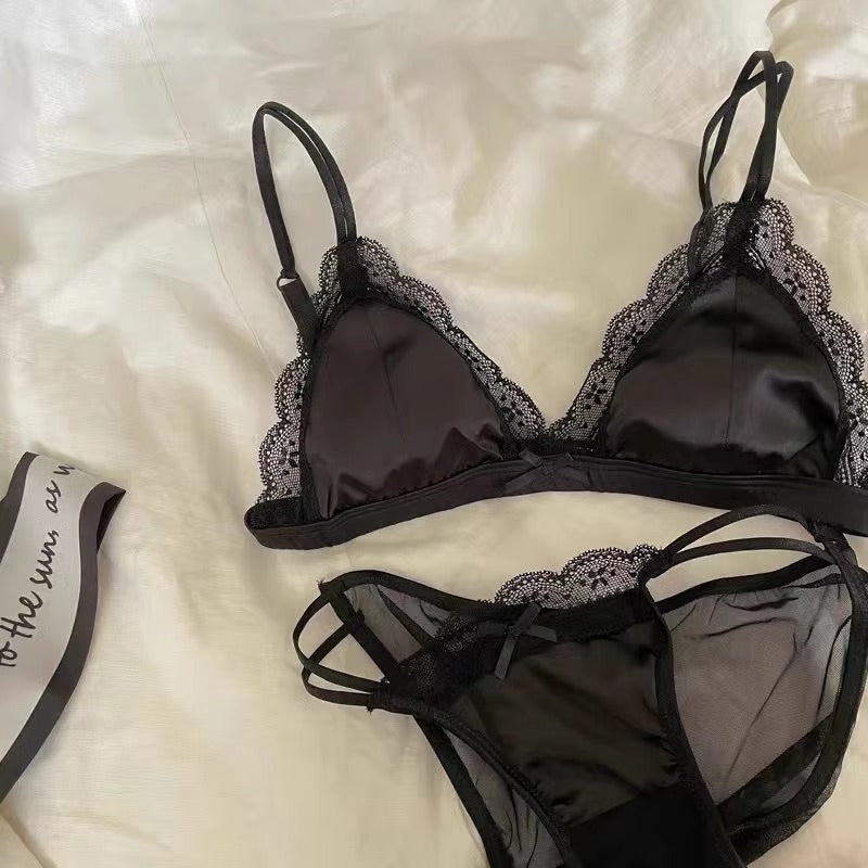 Women's French Lace Wireless Underwear Suit