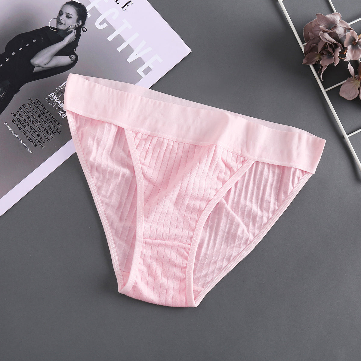 Solid color female briefs