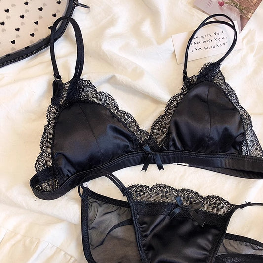 Women's French Lace Wireless Underwear Suit