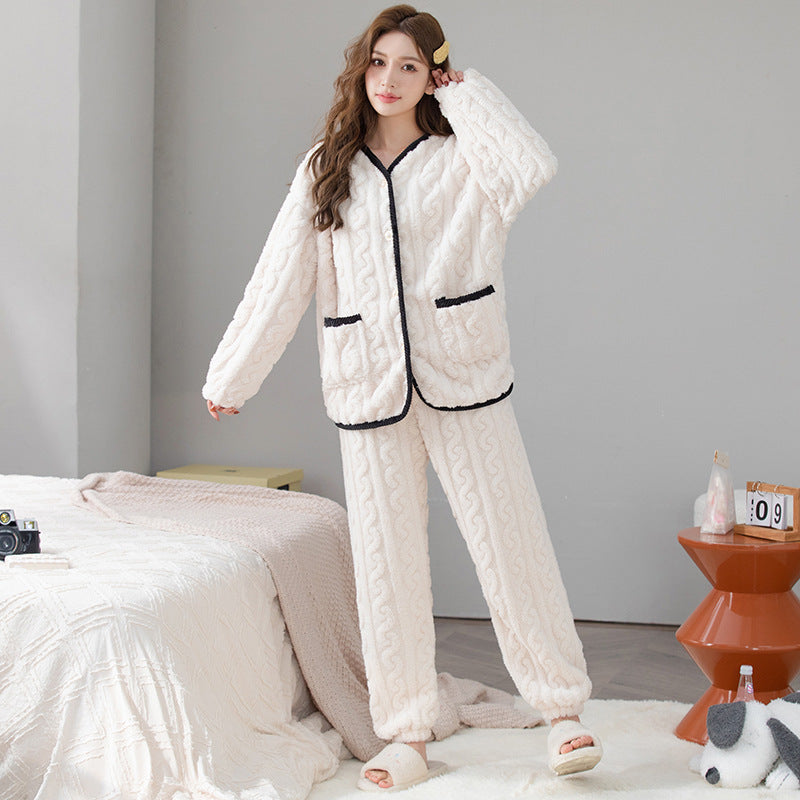 Spring And Autumn Coral Fleece Pajama Set