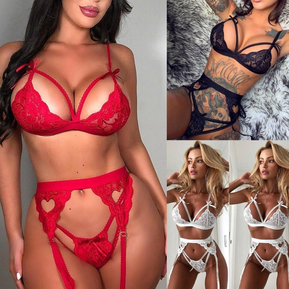 Deep V Revealing Buttocks Peach Heart Three-piece Garter Sexy Underwear