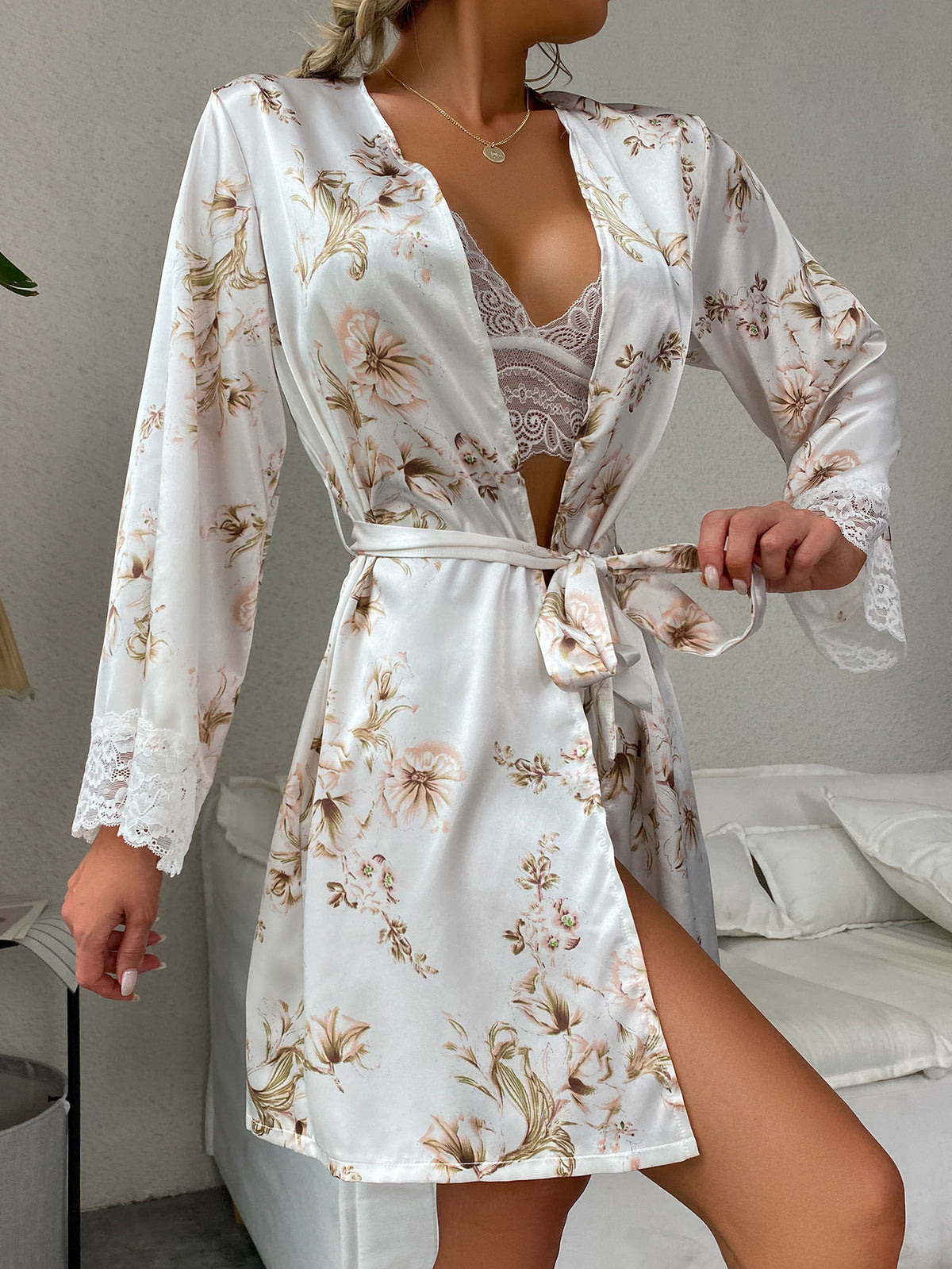 Ladies' Robe Lace Cardigan Pajamas Bathrobe